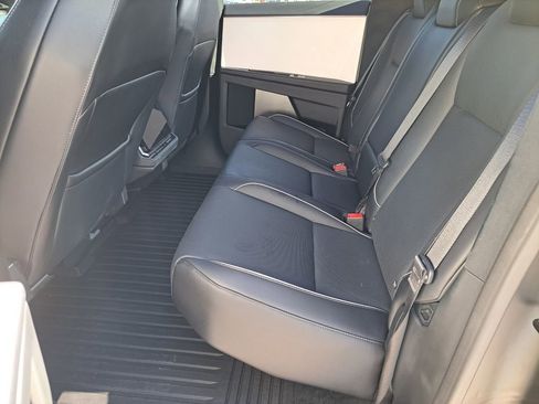 Used 2024 Tesla Cybertruck AWD Crew Cab image 27