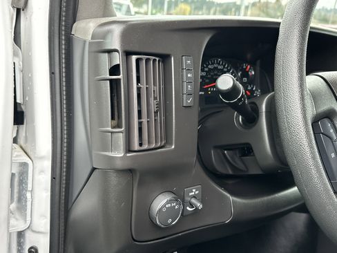 Used 2024 Chevrolet Express 2500 Work Van w/ Driver Convenience Package image 13