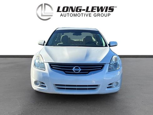Used 2010 Nissan Altima 2.5 S w/ Convenience Plus Pkg image 11