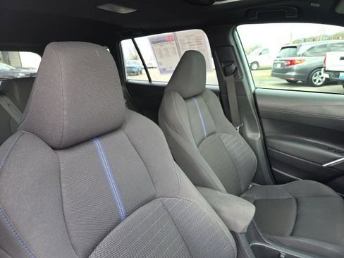 Certified 2024 Toyota Corolla Cross SE w/ Moonroof Package image 10