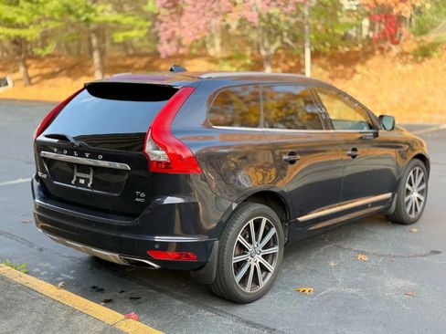 Used 2017 Volvo XC60 T6 Inscription w/ Climate Package AWD/4WD image 16