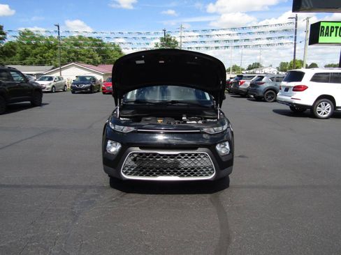 Used 2020 Kia Soul LX FWD image 23