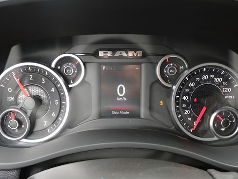 New 2026 RAM 2500 Tradesman AWD/4WD image 24