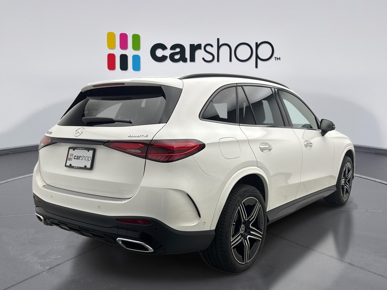 Used 2025 Mercedes-Benz GLC 300 4MATIC image 5