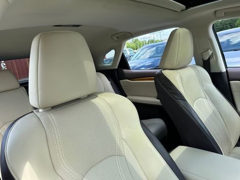Used 2019 Lexus RX 350 FWD w/ Navigation Package image 32
