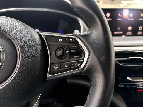 Used 2023 Acura MDX SH-AWD w/ Technology Package image 21