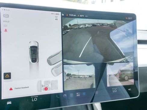Used 2021 Tesla Model Y Long Range AWD/4WD image 22