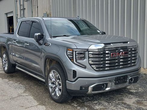 Used 2024 GMC Sierra 1500 Denali w/ Denali Reserve Package AWD/4WD image 1