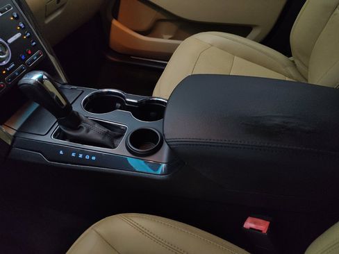 Used 2016 Ford Explorer Limited FWD image 26