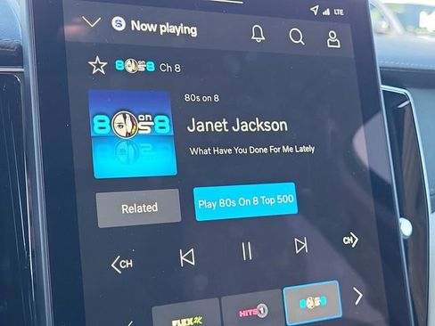 New 2026 Volvo XC60 B5 Ultra w/ Protection Package Premier image 25