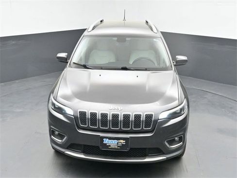 Used 2019 Jeep Cherokee Limited image 14