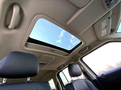 Used 2017 Jeep Patriot High Altitude image 12