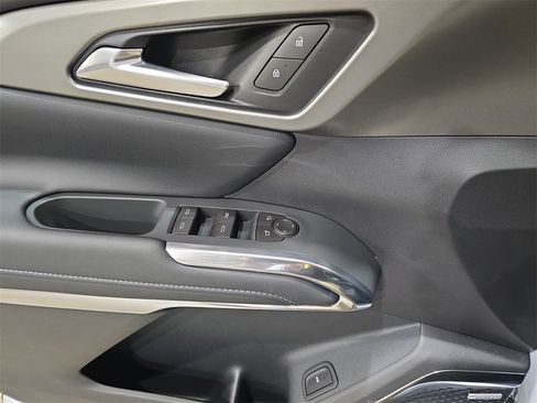 New 2026 Chevrolet Traverse LT image 29