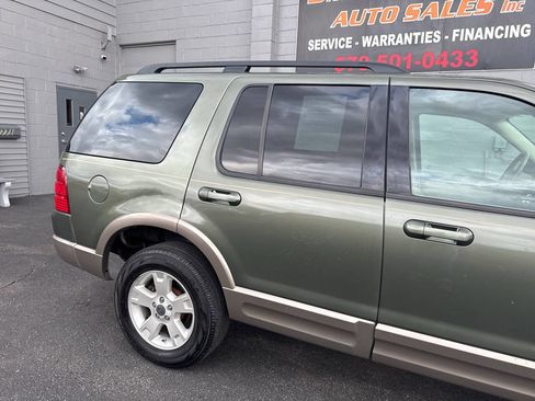 Used 2004 Ford Explorer Eddie Bauer image 9