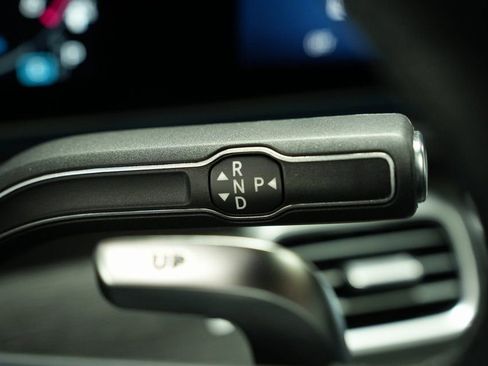 Used 2024 Mercedes-Benz GLE 53 AMG 4MATIC image 31