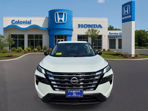 Used 2026 Nissan Rogue S AWD/4WD image 10