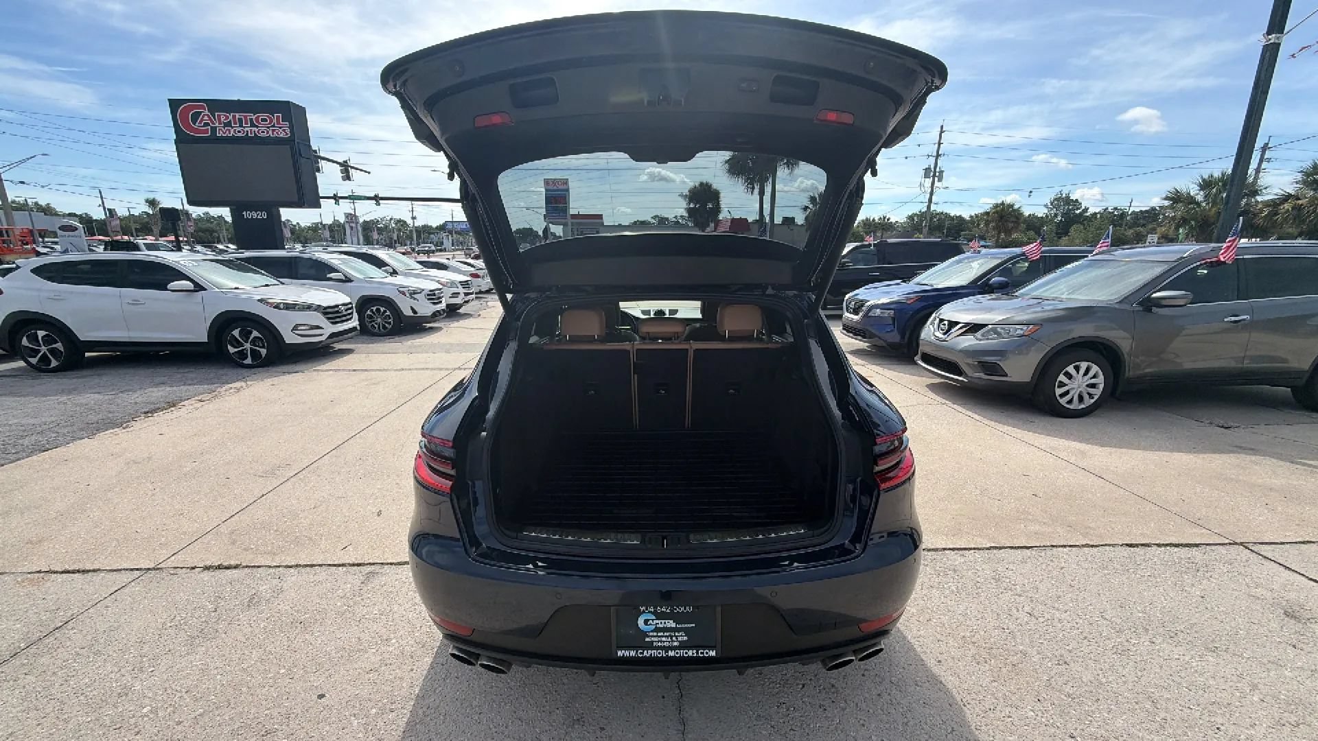 Used 2017 Porsche Macan S AWD/4WD image 24