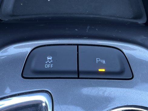 Used 2024 Chevrolet Malibu LT image 7