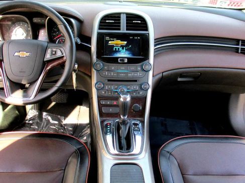 Used 2013 Chevrolet Malibu LTZ FWD image 10