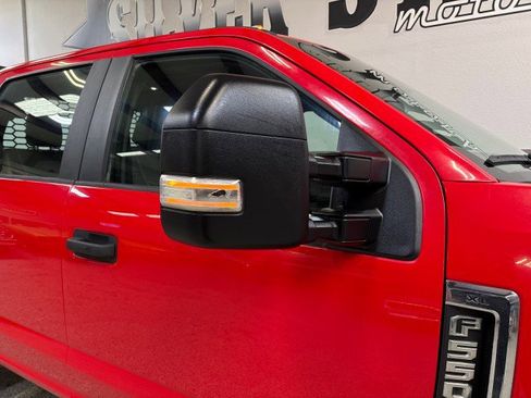 Used 2022 Ford F550 4x4 Crew Cab Super Duty w/ Power Equipment Group image 69