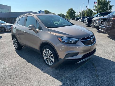Used 2019 Buick Encore Preferred FWD image 2