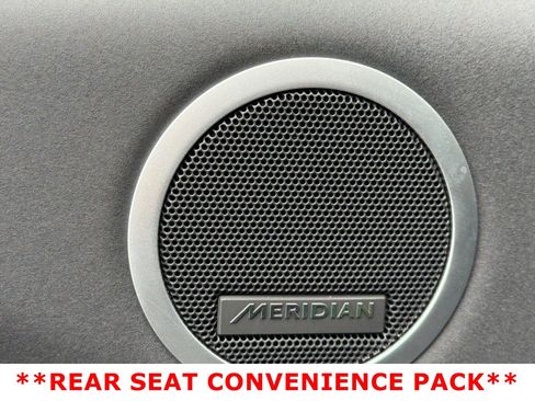 Certified 2025 Land Rover Discovery S AWD/4WD image 27