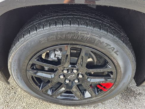 Certified 2023 Chevrolet Traverse Premier w/ Redline Edition FWD image 11