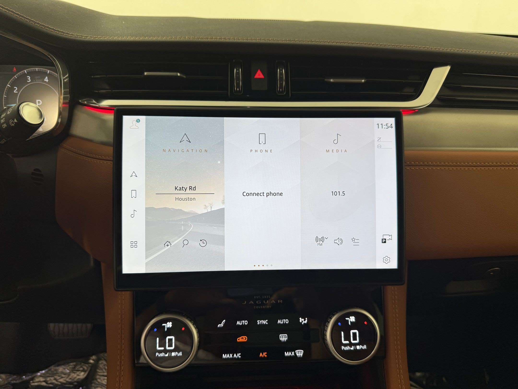 New 2026 Jaguar F-PACE R-Dynamic S AWD/4WD image 19