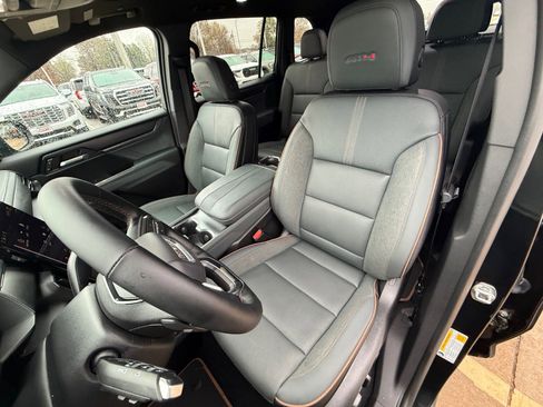 Certified 2025 GMC Acadia AT4 w/ Luxury Package image 10