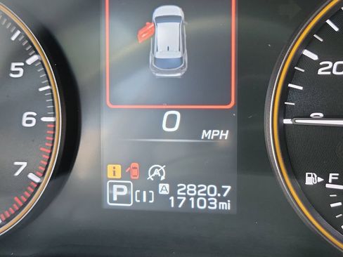 Used 2024 Subaru Crosstrek 2.5i Wilderness AWD/4WD image 27