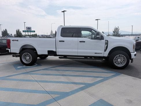 Used 2024 Ford F350 XLT AWD/4WD image 5