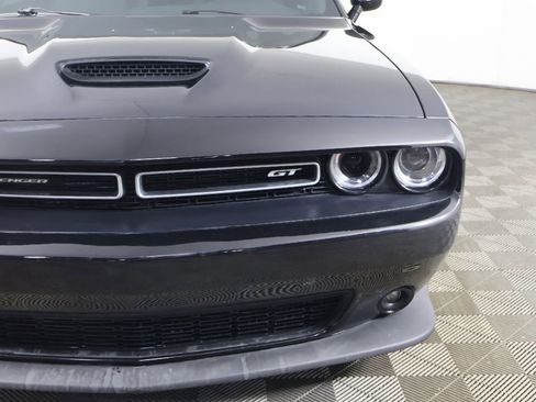 Used 2022 Dodge Challenger GT RWD image 11