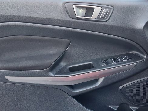 Used 2021 Ford EcoSport SE image 21