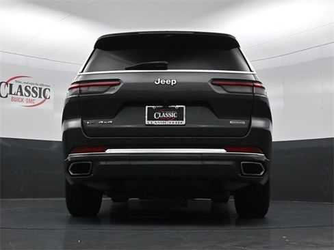 Used 2022 Jeep Grand Cherokee L Overland w/ Advanced Protech Group III image 29
