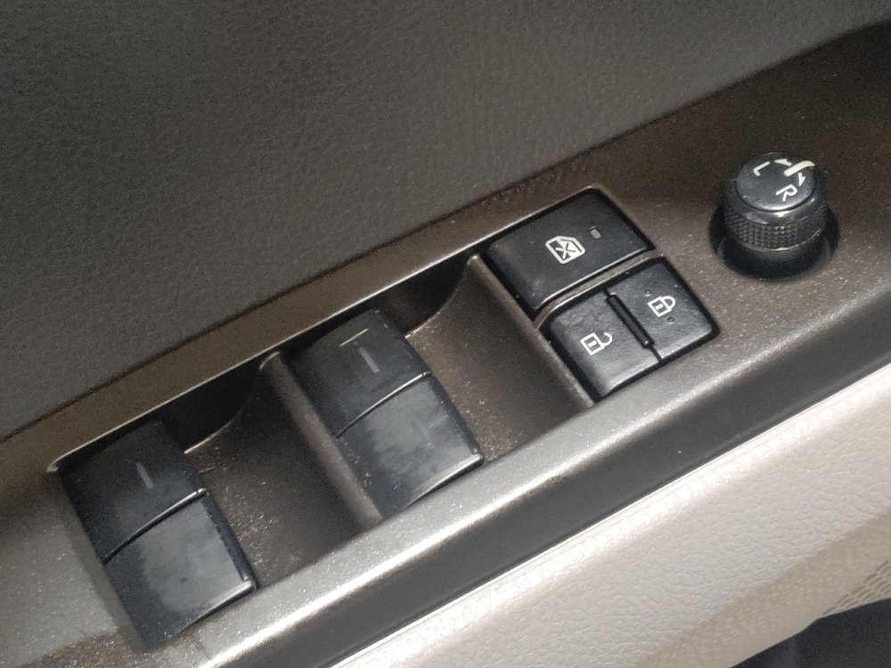 Used 2023 Toyota Camry LE FWD image 27