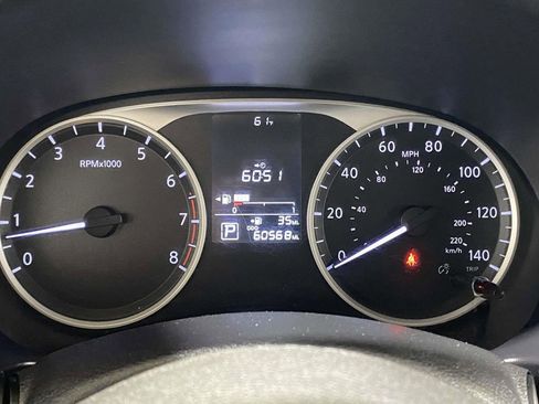 Used 2024 Nissan Kicks S image 26