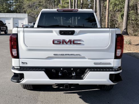 Used 2024 GMC Sierra 1500 Elevation image 9