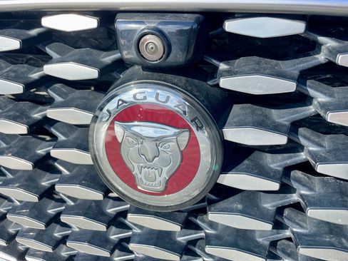 Used 2021 Jaguar F-PACE S image 32