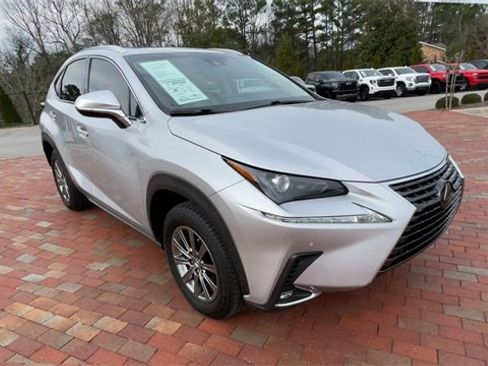 Used 2018 Lexus NX 300 FWD image 3