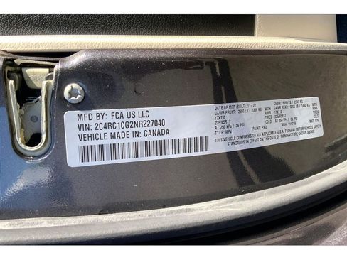 Used 2022 Chrysler Voyager LX FWD image 35