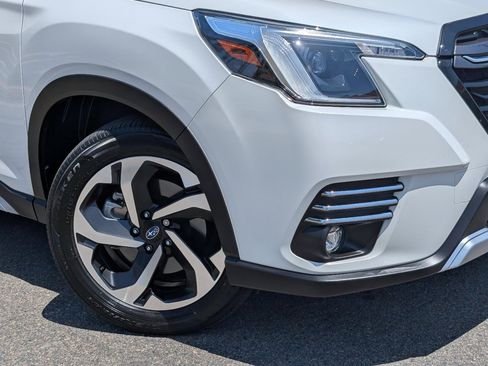 Used 2023 Subaru Forester Touring AWD/4WD image 10
