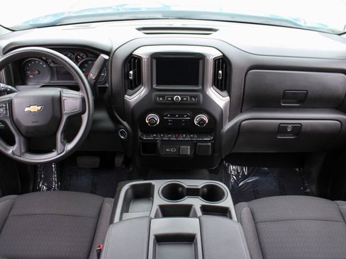 Used 2022 Chevrolet Silverado 1500 Custom image 13