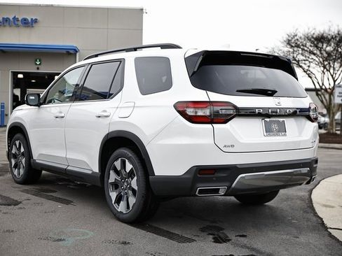 New 2026 Honda Pilot Elite image 8