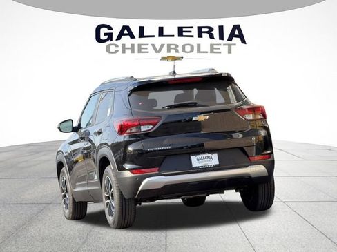 New 2026 Chevrolet TrailBlazer LT w/ Driver Confidence Package FWD image 5