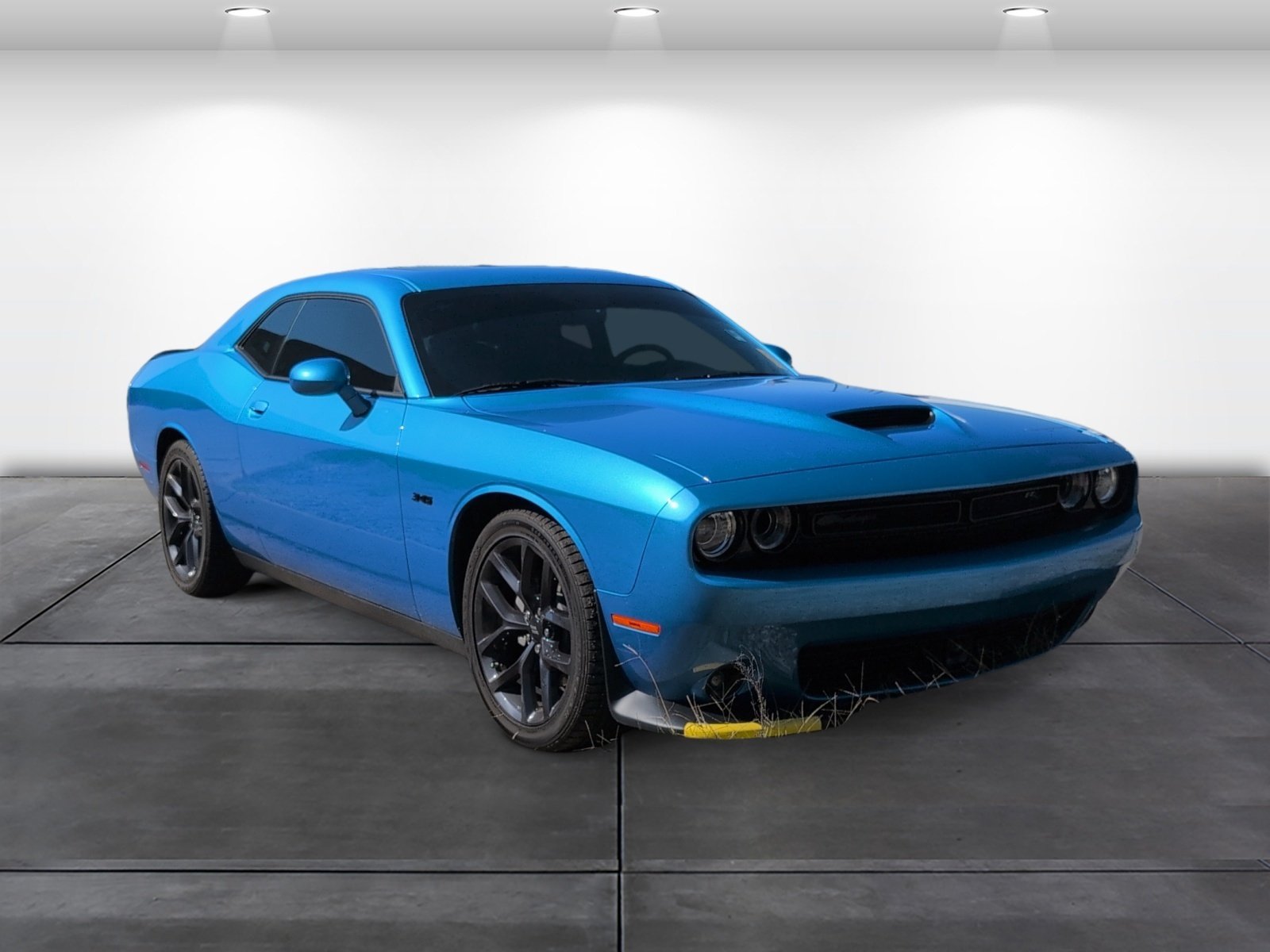 Used 2023 Dodge Challenger R/T w/ Plus Package RWD image 2