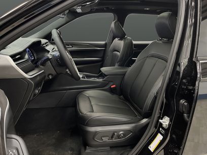 New 2026 Jeep Grand Cherokee L Limited w/ Luxury Tech Group II