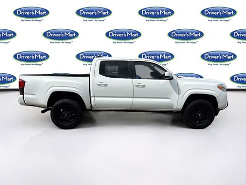 Used 2019 Toyota Tacoma SR w/ SR Convenience Package RWD image 8
