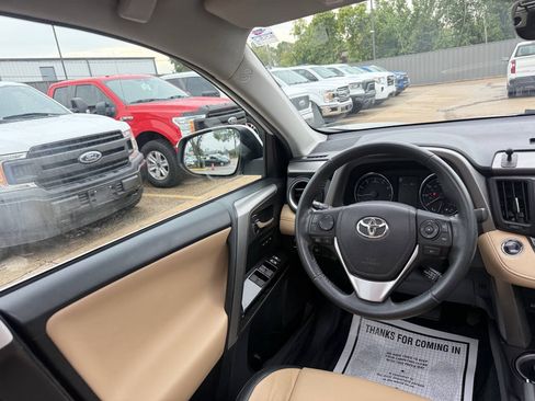 Used 2017 Toyota RAV4 Limited w/ Carpet Mat Package AWD/4WD image 19