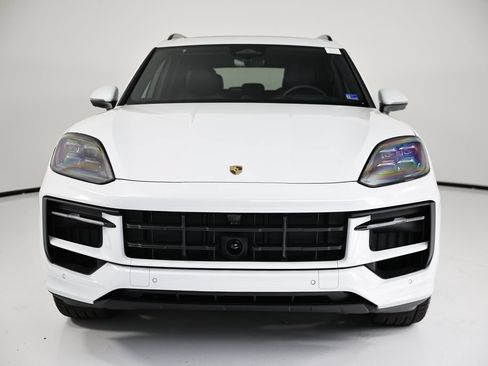 New 2026 Porsche Cayenne S AWD/4WD image 10