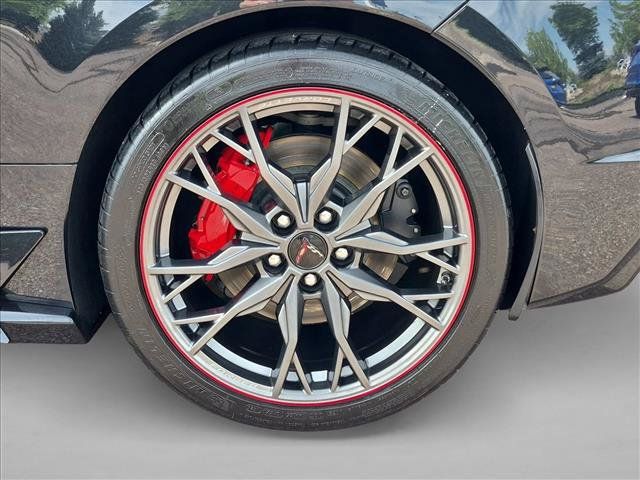 Used 2024 Chevrolet Corvette Stingray Preferred Cpe w/ Z51 Performance Package RWD image 20